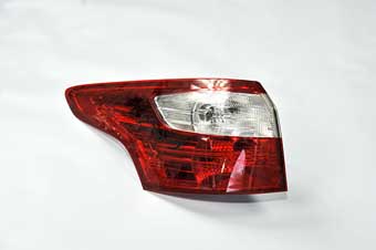 FUSİON ÇIKMA YEDEK PARÇA FORD CIKMA YEDEK FOCUS 3 SOL ARKA STOP